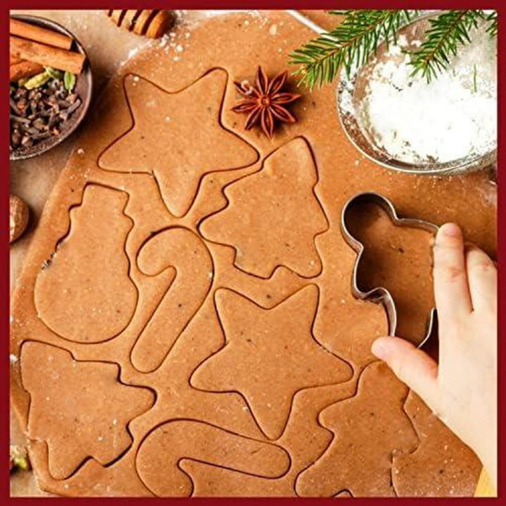 Weihnachts-Ausstechformen 9-teilig aus Edelstahl | Plätzchenausstecher mit 9 Motiven für Kekse, Fondant und kreatives Backen