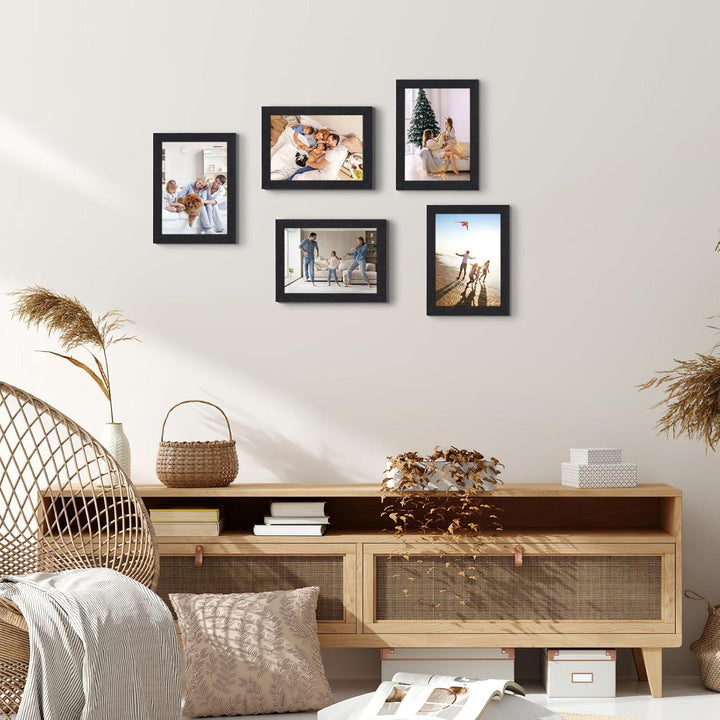 Bilderrahmen 13x18 cm 15er-Set | Fotorahmen mit Holzmaserung für Wand und Tisch, flexibel aufstellbar für Fotowände und Galerien
