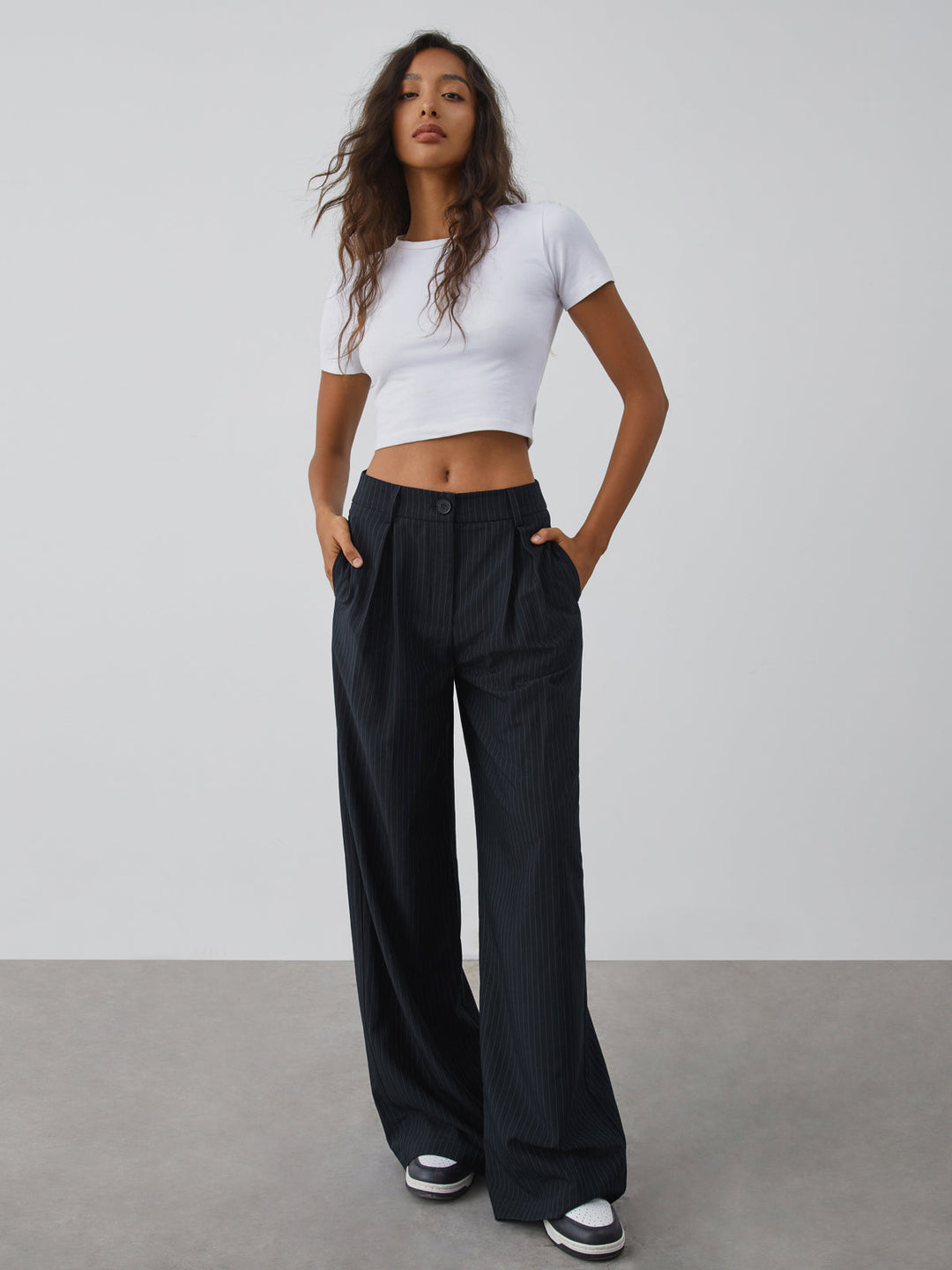 Dalia | Chic Weite Nadelstreifen Design Damenhosen