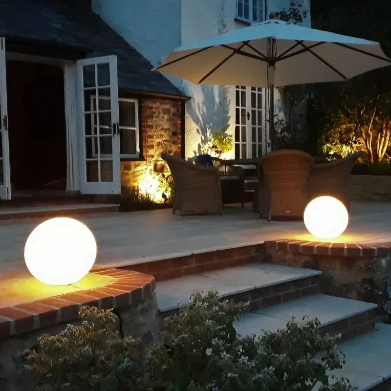GlowHaven - LED-puutarhapallovalo