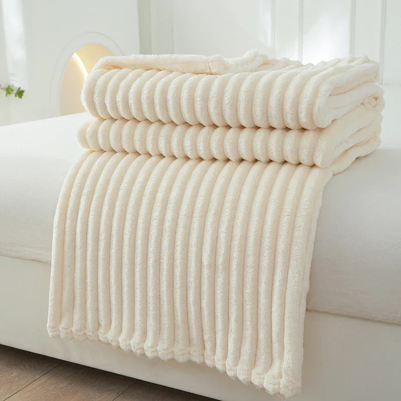 Flanell-Fleecedecke mit breiten Streifen | Warme Kuscheldecke für Sofa und Bett | 100×150, 150×200 oder 200×230 cm