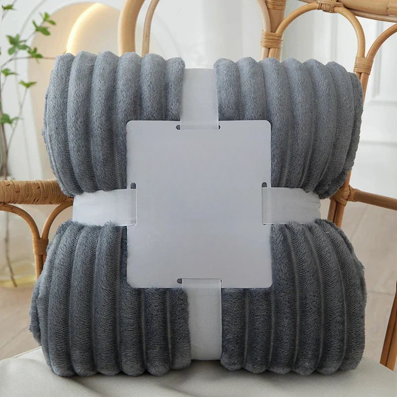 Flanell-Fleecedecke mit breiten Streifen | Warme Kuscheldecke für Sofa und Bett | 100×150, 150×200 oder 200×230 cm