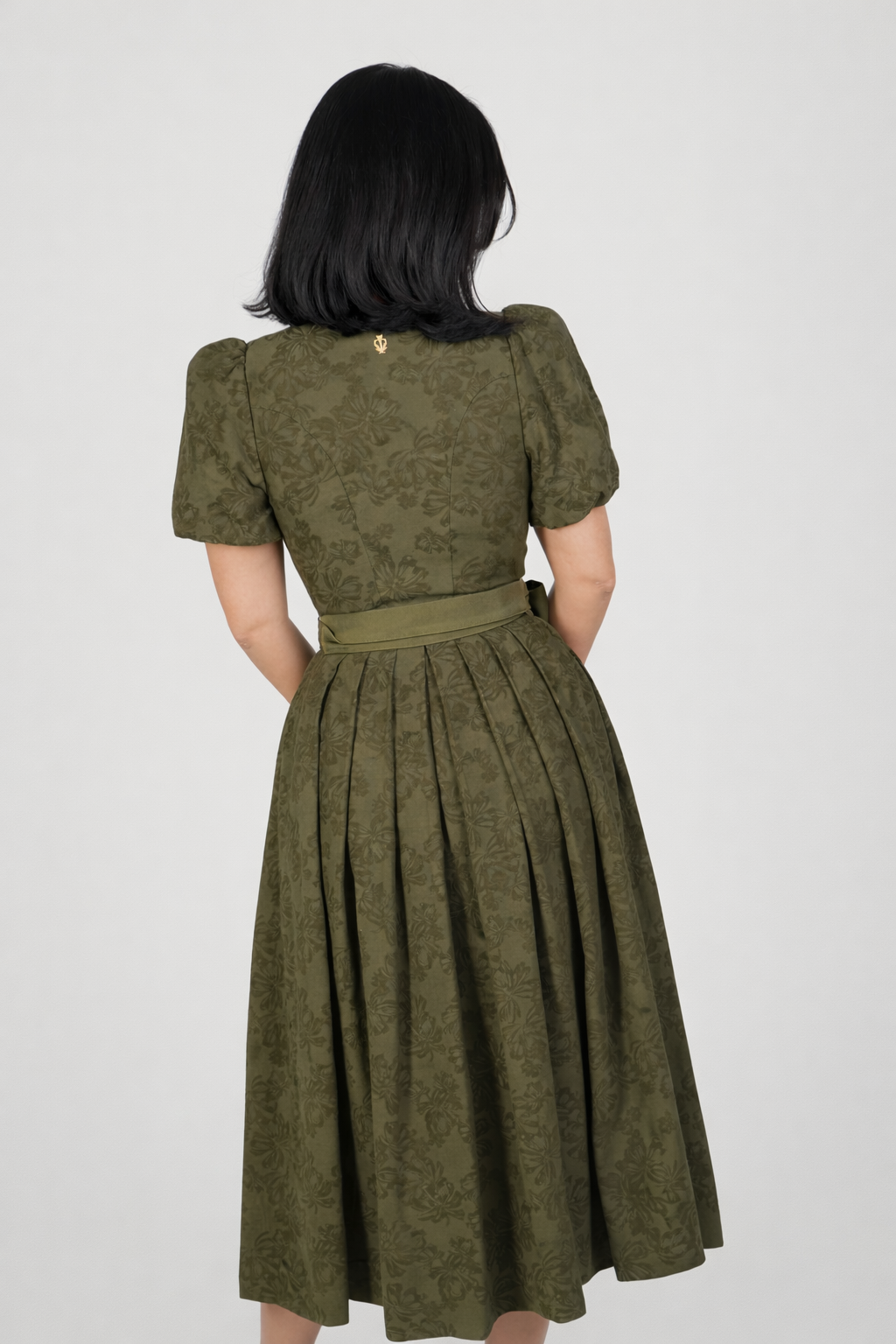 Dirndl Midi Damen | Trachtenkleid mit Puffärmeln, Schürze und geradem Ausschnitt