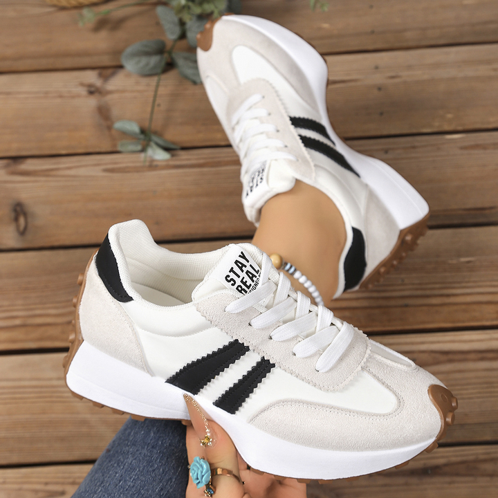 Unisex sneakers in retro look | Comfortable everyday shoes with grippy sole | Easy to combine | Sizes (according to selection)