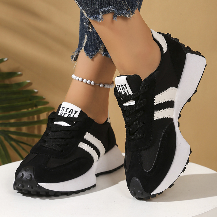 Unisex sneakers in retro look | Comfortable everyday shoes with grippy sole | Easy to combine | Sizes (according to selection)