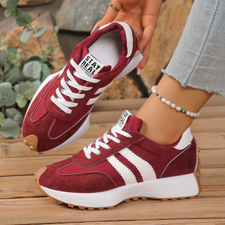 Unisex sneakers in retro look | Comfortable everyday shoes with grippy sole | Easy to combine | Sizes (according to selection)