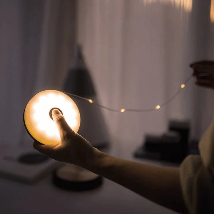 Guirlande lumineuse LED camping 10 m avec 100 LED | 8 modes d’éclairage | Étanche IP65 | Rechargeable USB, 250 g