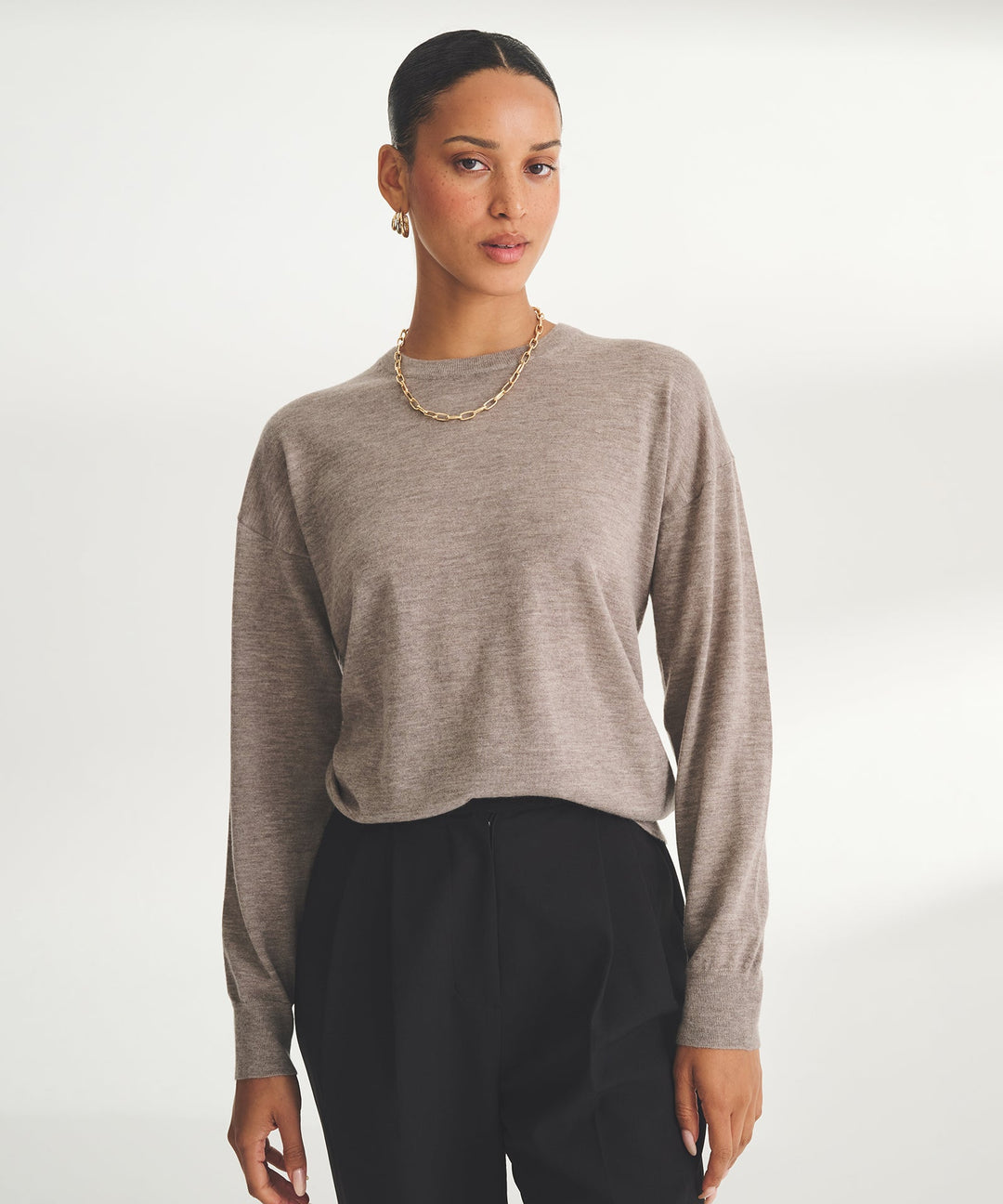 Damen Feinstrickpullover mit Rundhals | Leichter Strickpullover mit geradem Schnitt und weichen Bündchen für Alltag und Übergang
