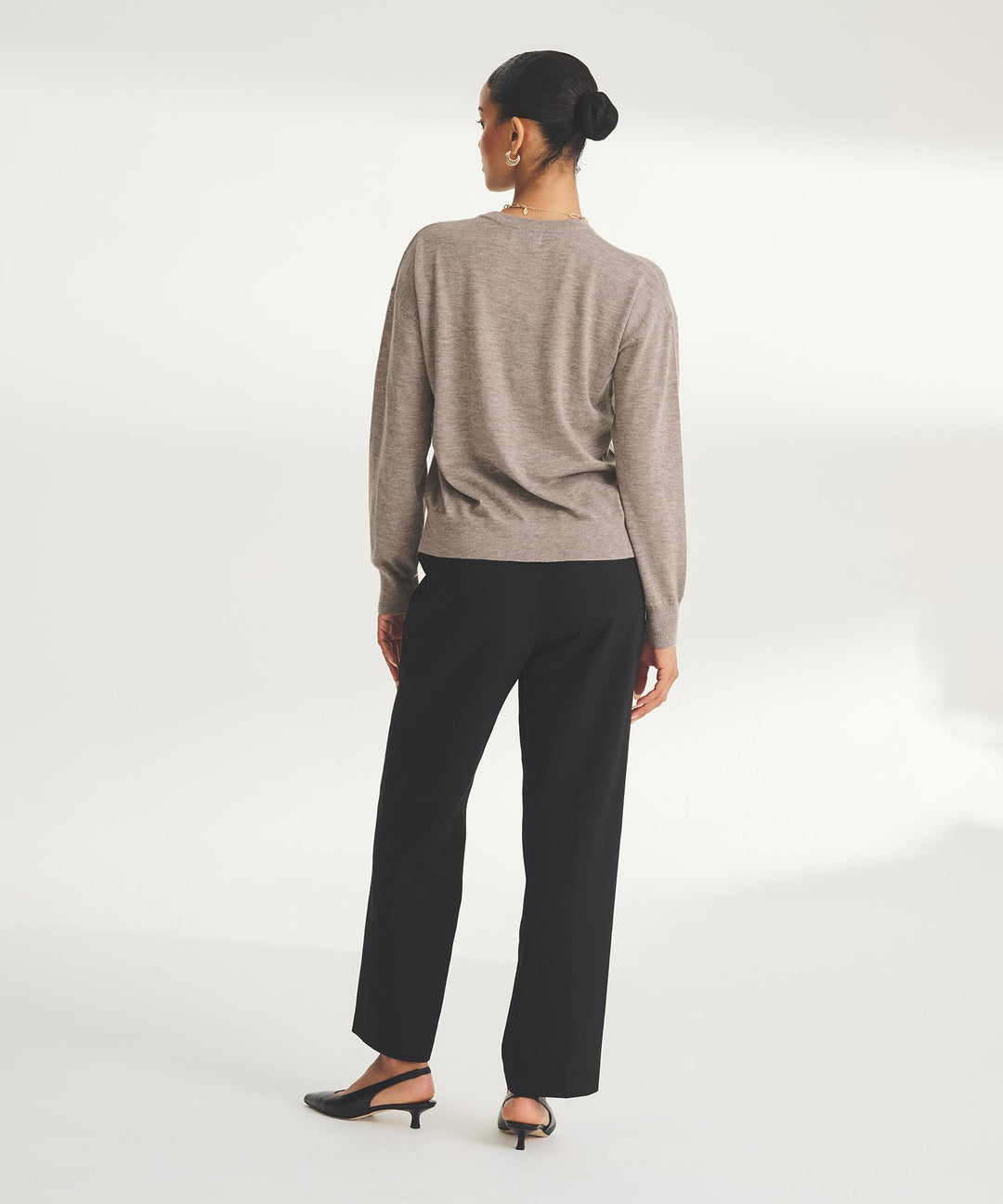Damen Feinstrickpullover mit Rundhals | Leichter Strickpullover mit geradem Schnitt und weichen Bündchen für Alltag und Übergang