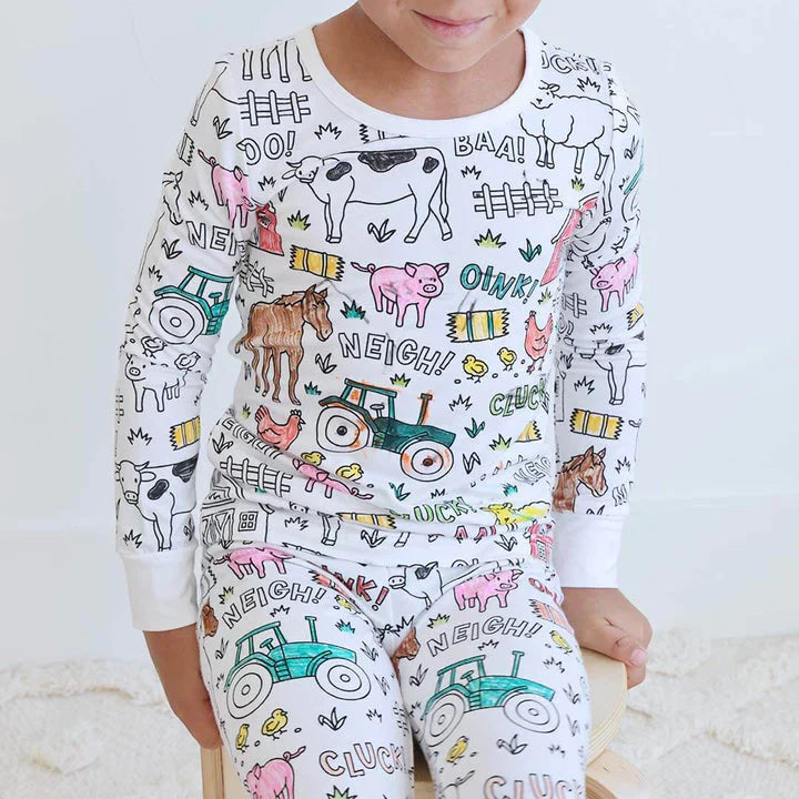 Children’s coloring pajama | Includes washable markers | Soft, breathable cotton | Reusable for ages 3–10