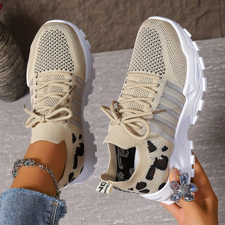 Damen Orthopädie-Sneaker mit breiter Zehenbox | Leichtes Mesh &amp; stoßdämpfende Sohle | Rutschfest für Alltag &amp; lange Wege