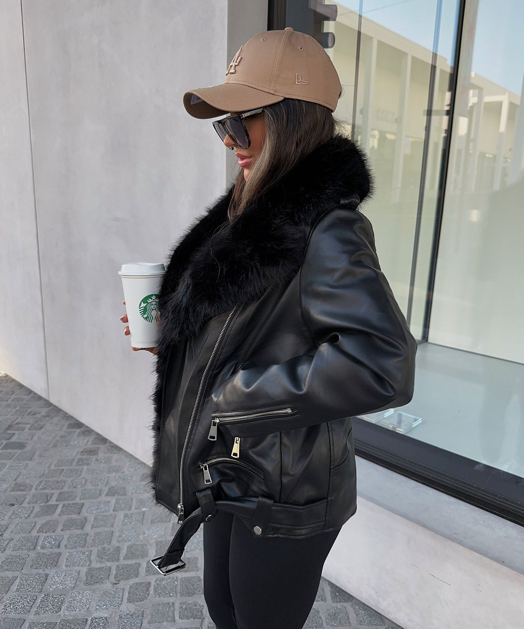 Lederjacke Damen | Gefütterte Oversize Jacke mit abnehmbarem Kunstfellkragen