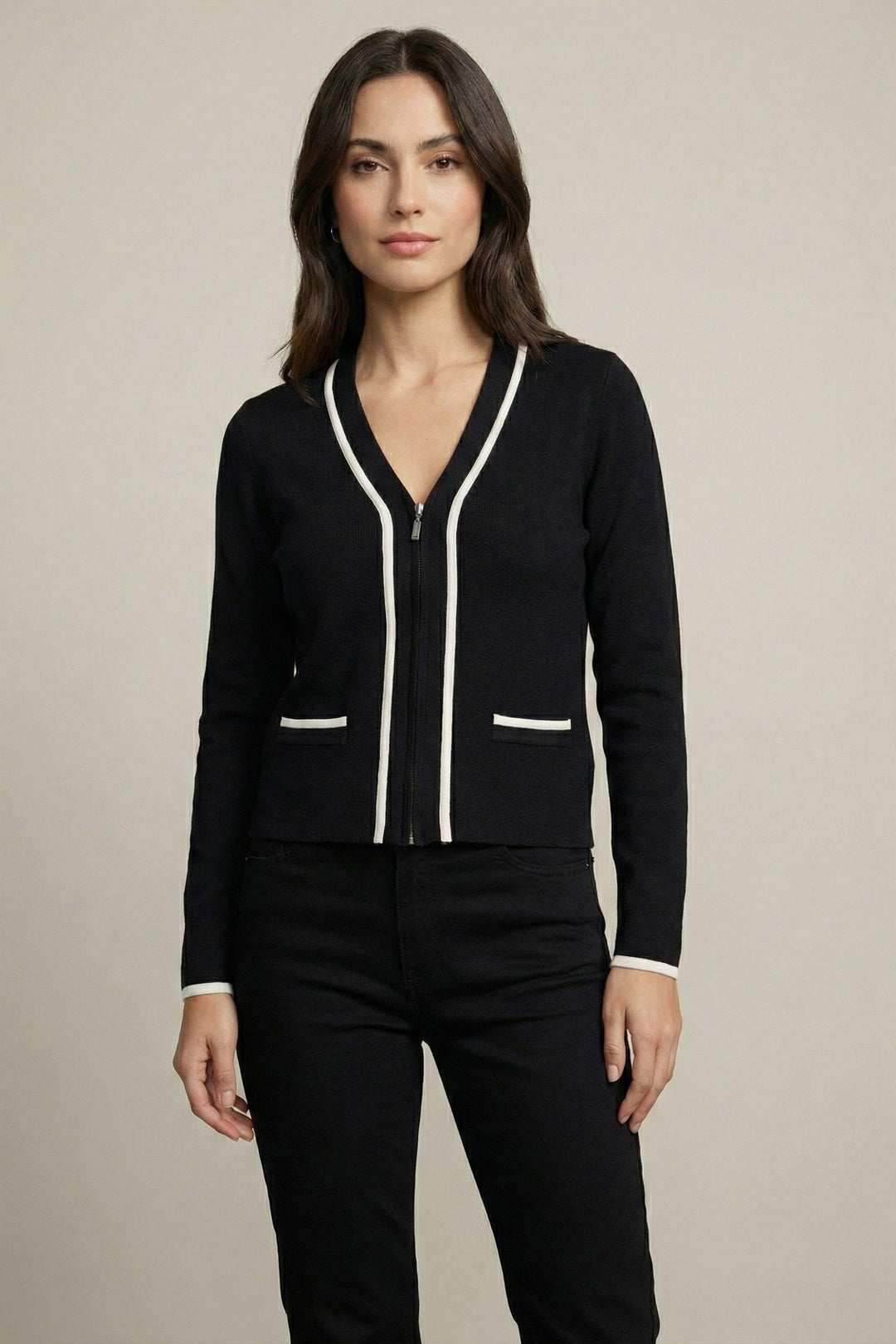 Damen Feinstrick Cardigan mit Reißverschluss | Strickjacke mit V-Ausschnitt &amp; Kontrastbesatz | Elegante Übergangsjacke