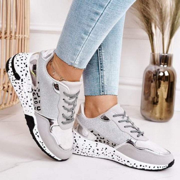 Orthopädische Damen Sneaker | Bequeme Turnschuhe mit Dämpfung, Komfort-Einlegesohle &amp; rutschfester Gummisohle