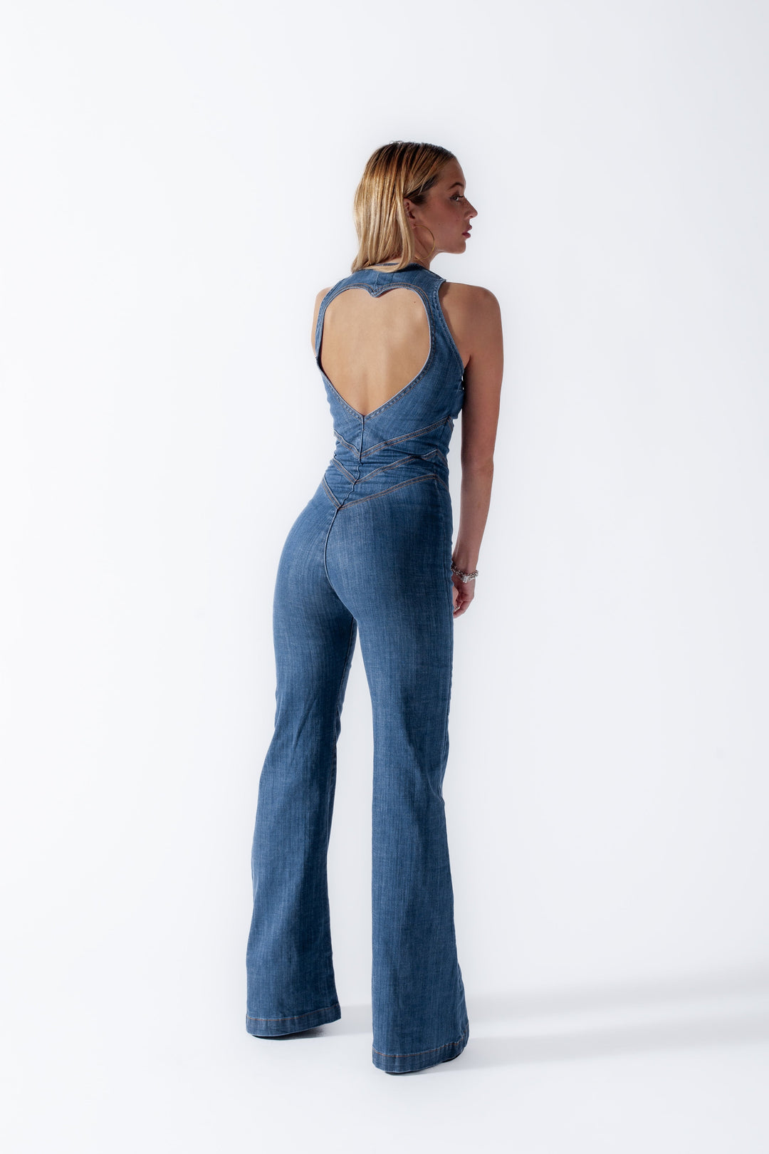 Damen rückenfreier Overall mit Herz-Cut-Out | Figurbetonter Jumpsuit mit weitem Bein | Eleganter Anlass-Look