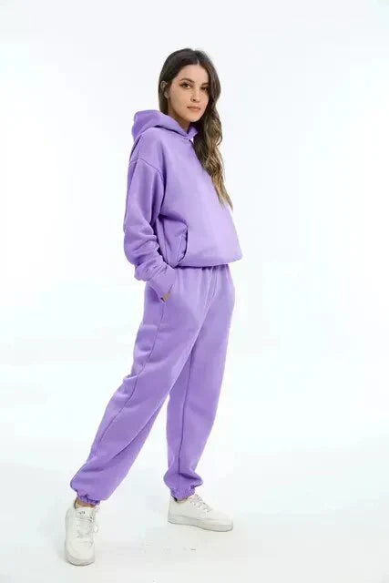 Damen Jogginganzug mit Kapuzenpullover | Zweiteiliges Freizeit-Set mit Jogginghose | Bequemer Alltagslook