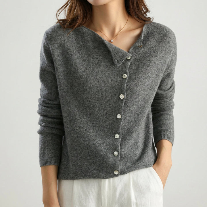 Damen Strickjacke aus weichem Feinstrick | Femininer Cardigan mit leichtem Tragegefühl für Herbst, Alltag und elegante Anlässe