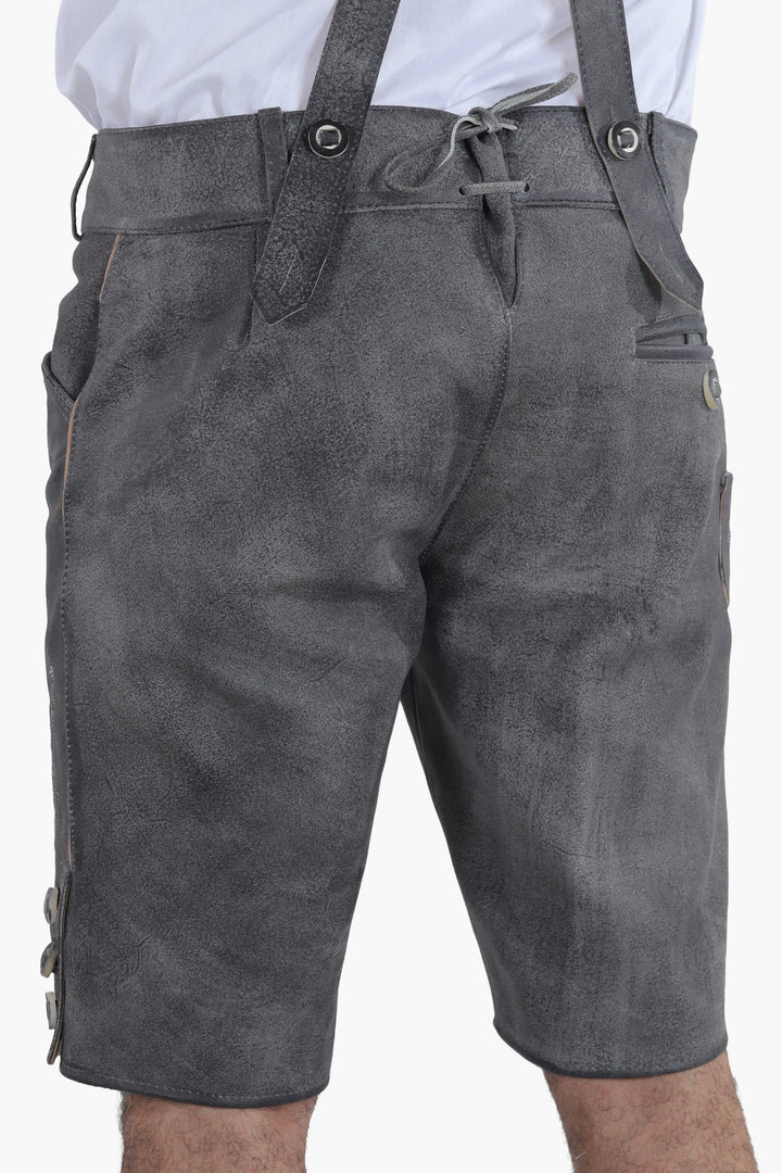 Lederhose Herren kurz | Schwarze Trachtenlederhose mit Stickerei und verstellbaren Hosenträgern für Oktoberfest