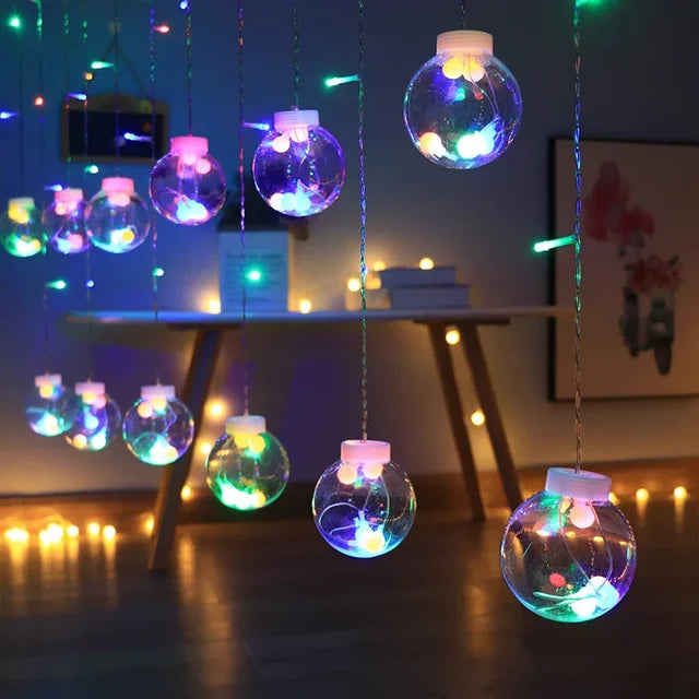 LED Lichtervorhang außen mit Kugellichtern | IP44 spritzwassergeschützt, warmweiß und 2 W für Garten, Balkon und Terrasse