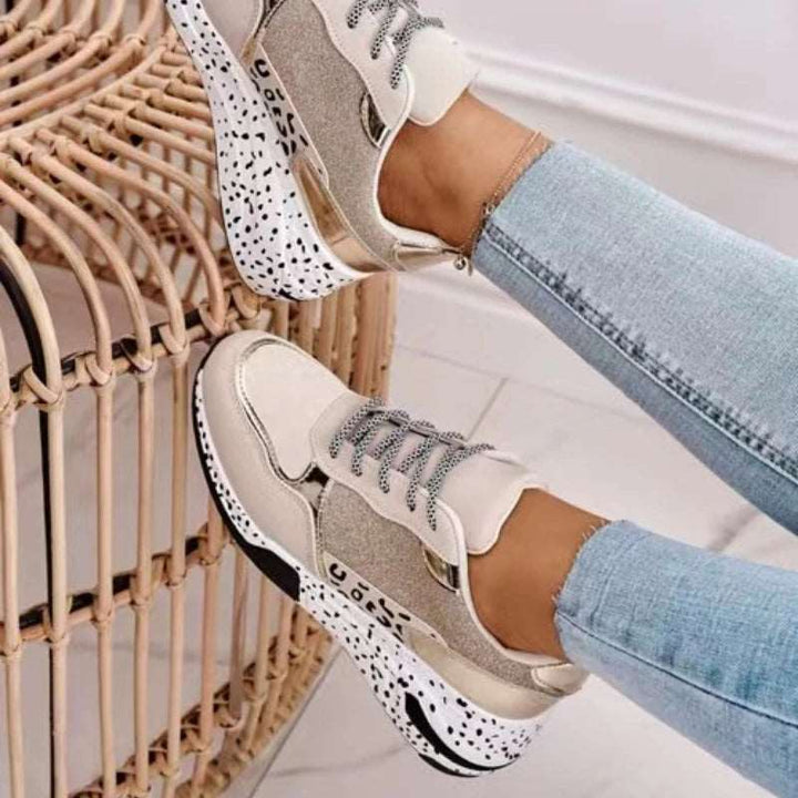 Orthopädische Damen Sneaker | Bequeme Turnschuhe mit Dämpfung, Komfort-Einlegesohle &amp; rutschfester Gummisohle