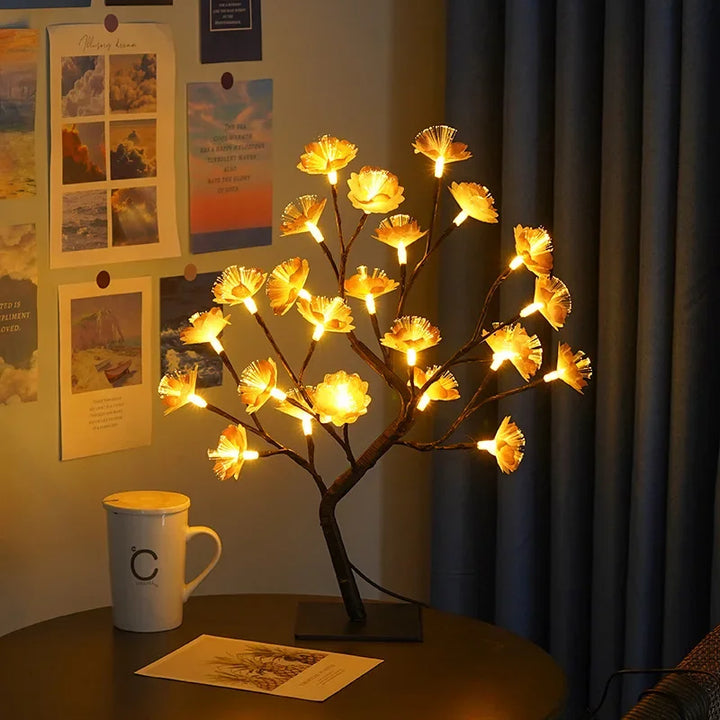LED Baum Tischlampe mit 24 LEDs | Warmweißes Licht und USB-Anschluss | 35 cm Dekolampe für Wohnzimmer und Schlafzimmer