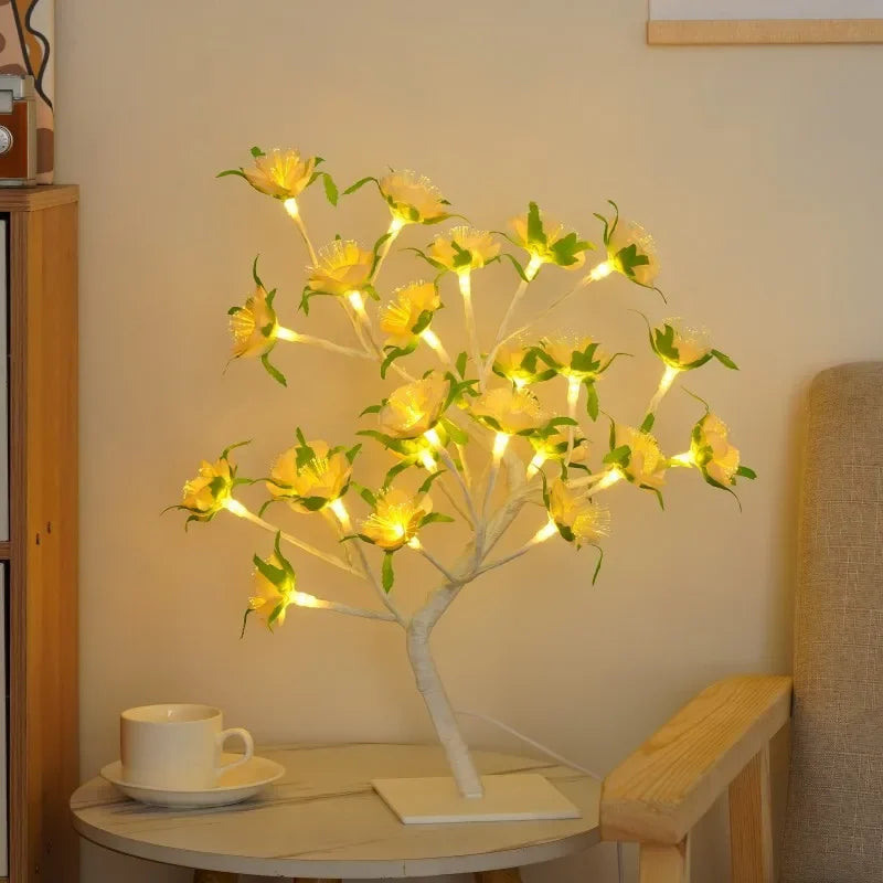 LED Baum Tischlampe mit 24 LEDs | Warmweißes Licht und USB-Anschluss | 35 cm Dekolampe für Wohnzimmer und Schlafzimmer