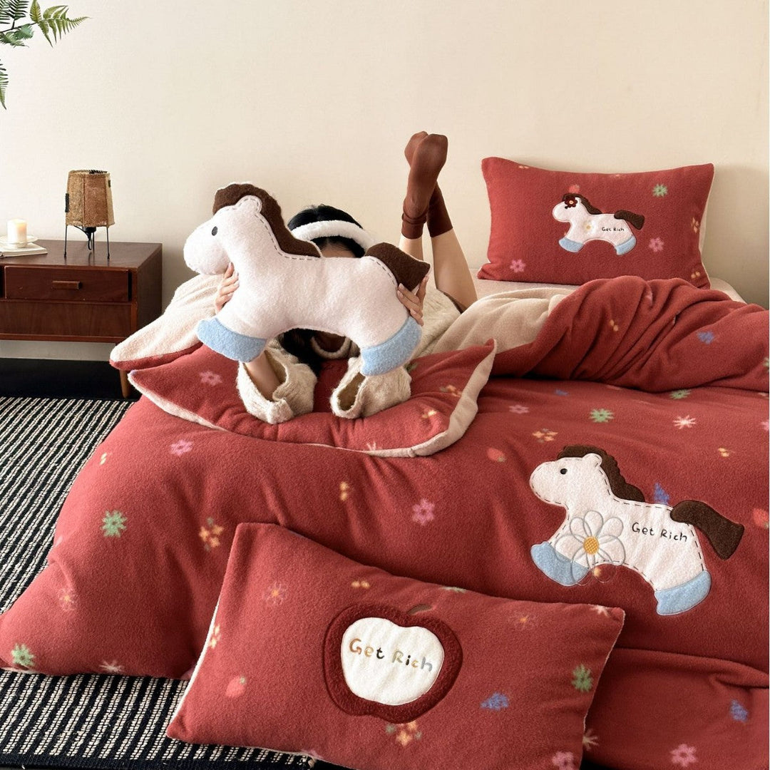 Mikrofaser-Fleece Bettwäsche-Set | Flauschige Bettwäsche mit Tier-Applikationen und gesteppter Rückseite für Kinderzimmer