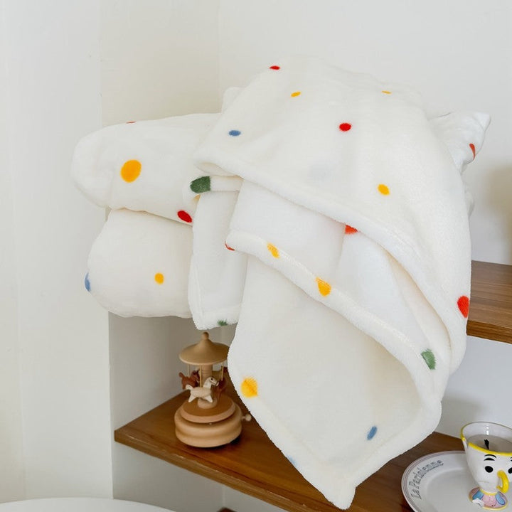 Flauschige Kuscheldecke | Weiche Plüschdecke mit Punktemuster für Sofa, Bett, Picknick und Camping | Maschinenwaschbar