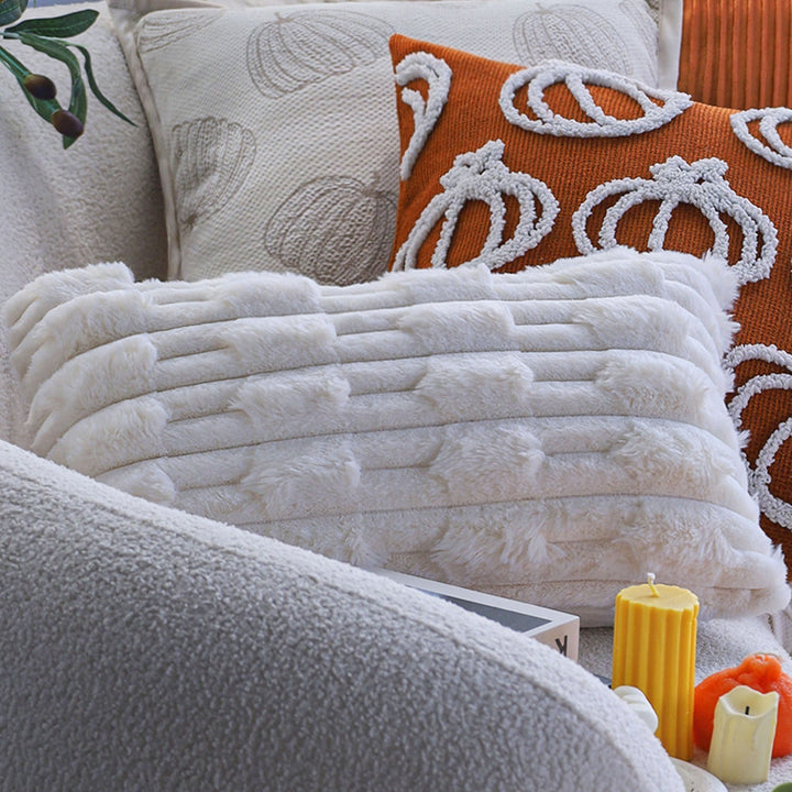 Kissenbezug rechteckig aus flauschigem Plüsch | Dekokissenbezug mit Streifen-Relief und verdecktem Reißverschluss für Sofa und Bett