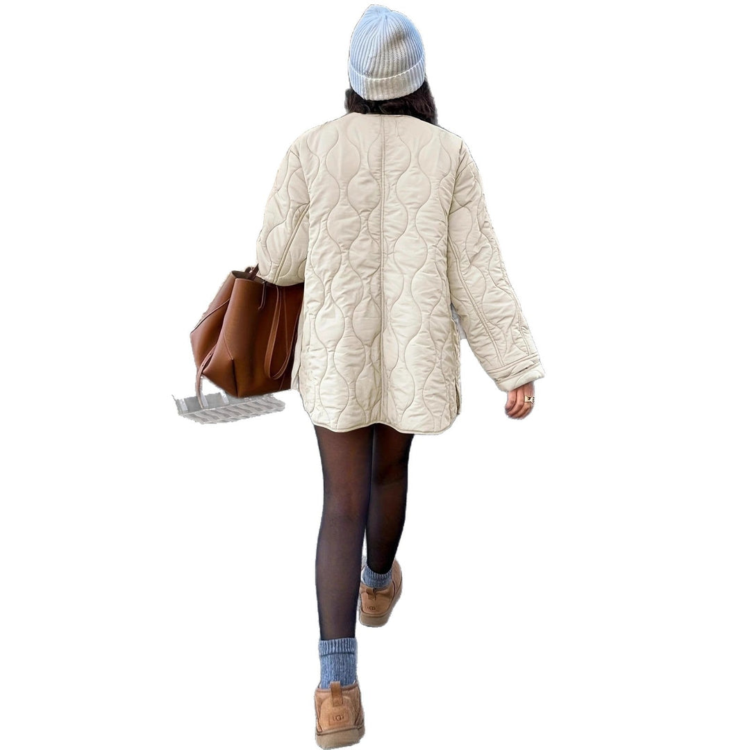 Damen Steppjacke mit großen Taschen | Lockere Übergangsjacke mit Rundhalsausschnitt und weichem Tragegefühl für Alltag und Freizeit