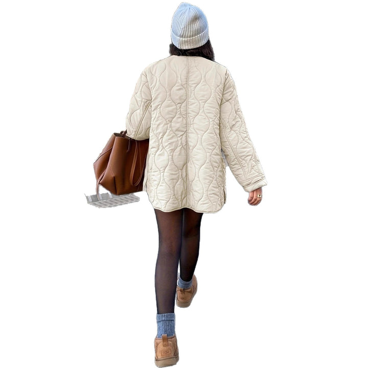 Damen Steppjacke mit großen Taschen | Lockere Übergangsjacke mit Rundhalsausschnitt und weichem Tragegefühl für Alltag und Freizeit