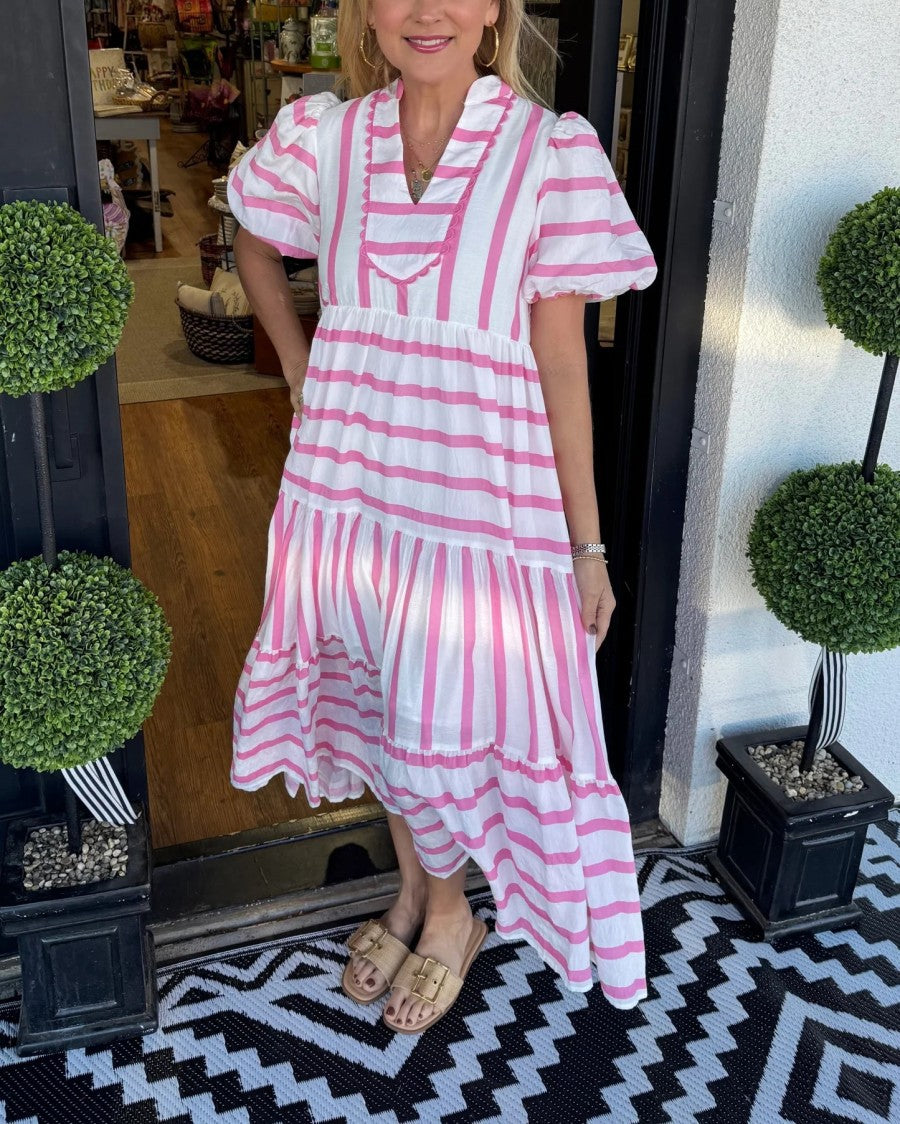 Gestreiftes Midikleid mit V-Ausschnitt | Fließend &amp; Locker | Somm