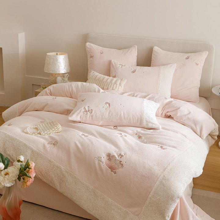 Kuschelige Bettwäsche mit Schmetterlingen | Besticktes Bettwäsche-Set mit Teddy-Fleece-Besatz für Einzel- und Doppelbetten