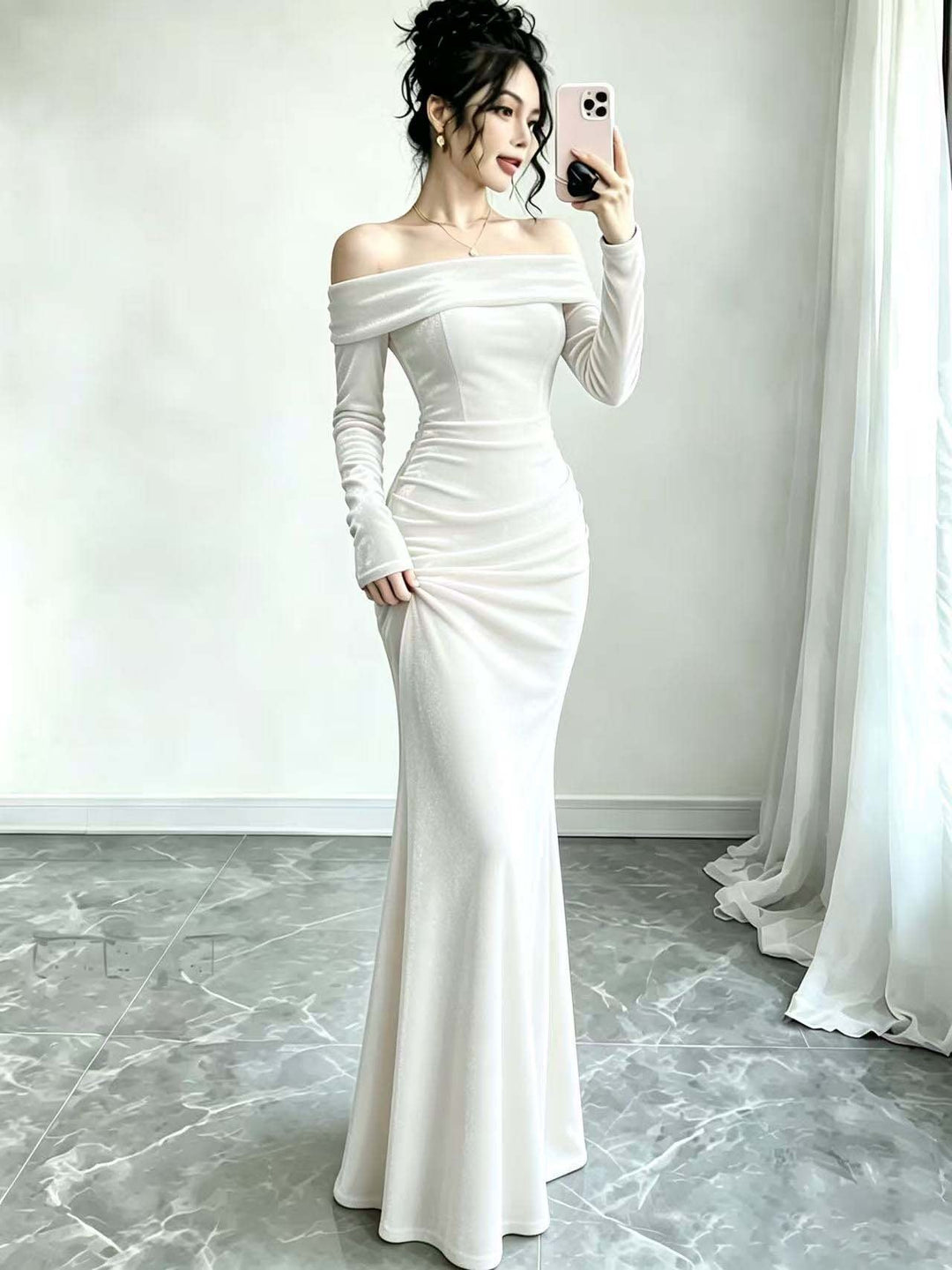 Damen Abendkleid | Bodenlanges Samtkleid mit Carmenausschnitt, tiefem Rückenausschnitt und figurbetonter Passform für festliche Anlässe
