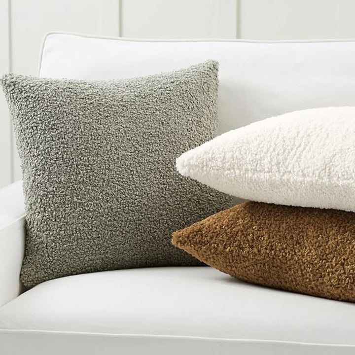 Kuschelkissen mit Teddyfleece-Bezug | Weiches Dekokissen mit Polyesterfüllung und Reißverschluss für Sofa, Sessel und Bett