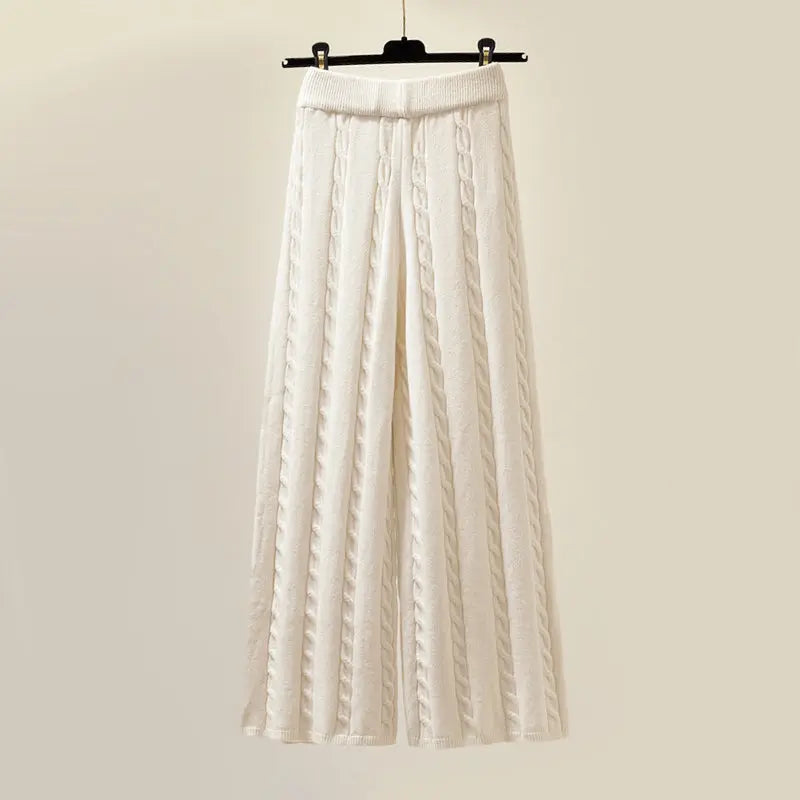 Damen Strick Set 3-teilig | Rollkragenpullover, Weste &amp; High-Waist Hose | Elegantes Winter Outfit