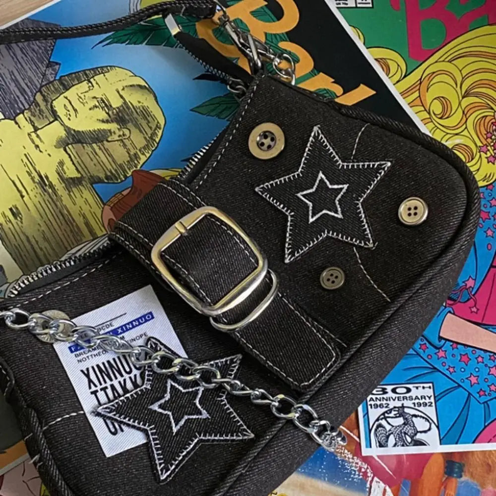 Damen Denim-Unterarmtasche mit Sternstickerei | Schwarze Schultertasche mit Kettenriemen | Streetstyle-Bag