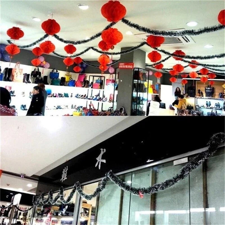 Weihnachtsgirlande 2 m mit Schneebeflockung | Wetterfeste PVC Girlande in Dunkelgrün für Tür, Fenster und Weihnachtsdeko außen