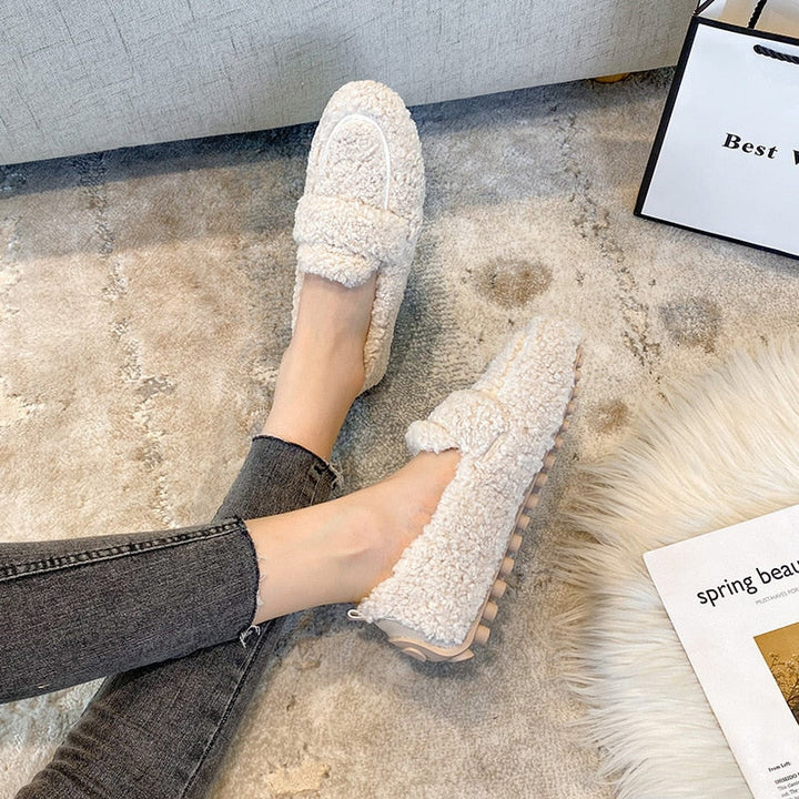 Ultraweiche Plüsch-Hausschuhe für Damen | Warme rutschfeste Kuschel-Pantoffeln | Komfortable Home Slipper für Winter &amp; Alltag