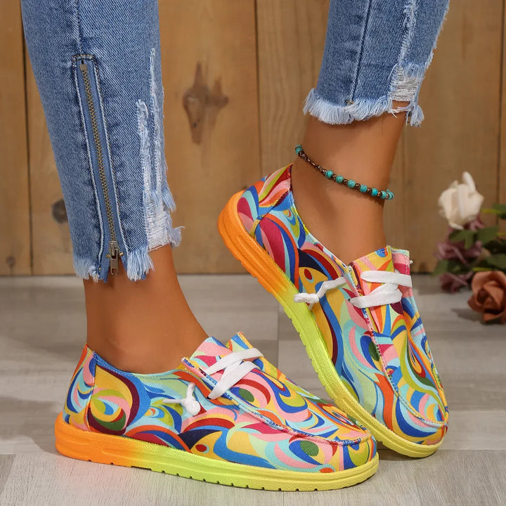 Női vászon sneaker etno szivárvány mintával | Könnyű és légáteresztő | Kényelmes bélés, jó tartás, ideális kültérre és mindennapokra