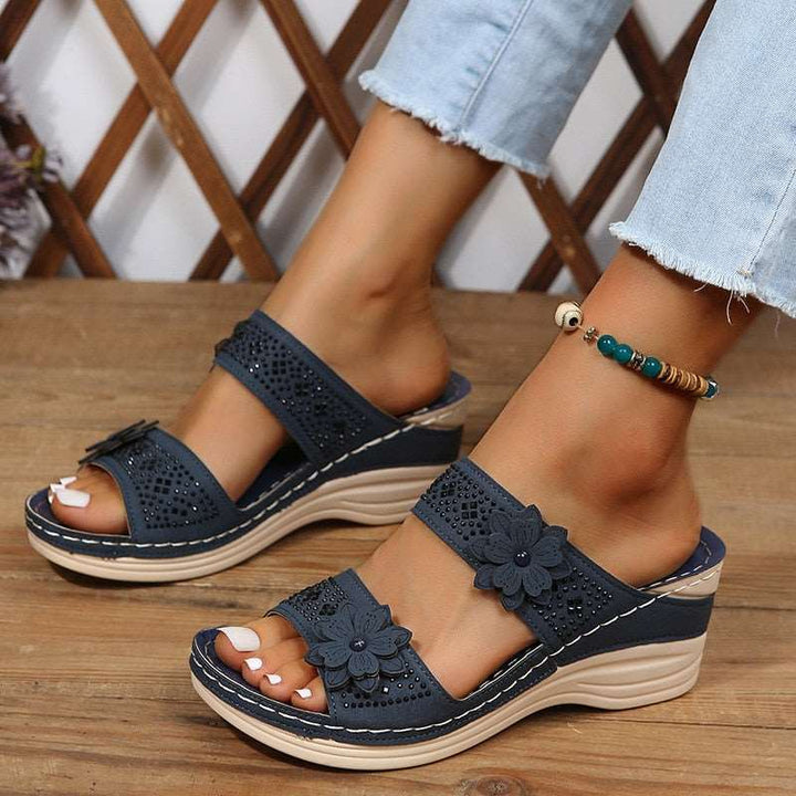 Orthopädische Sommersandalen mit Absatz | Hallux-Entlastung &amp; Fußgewölbe-Stütze | atmungsaktiv, bequem | Damen Sandalen