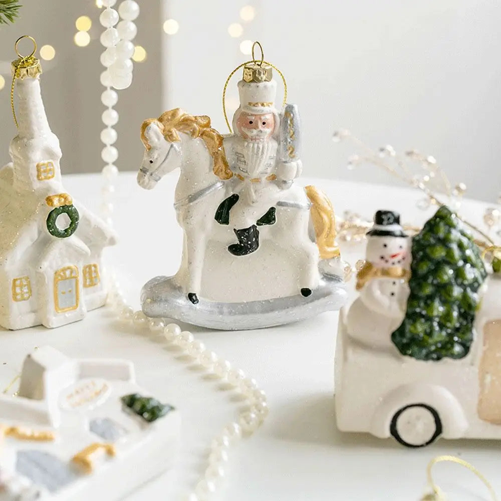 Weihnachtsanhänger | Christbaumschmuck mit verschiedenen Wintermotiven, Aufhängeschlaufe und dekorativen Details für festliche Weihnachtsdeko