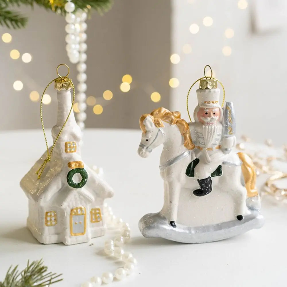 Weihnachtsanhänger | Christbaumschmuck mit verschiedenen Wintermotiven, Aufhängeschlaufe und dekorativen Details für festliche Weihnachtsdeko