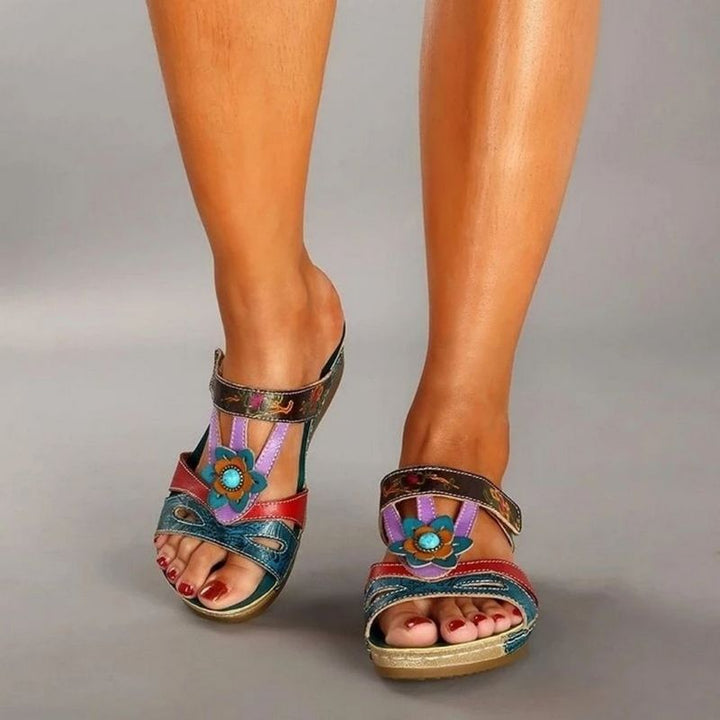 Sandales confortables pour femmes avec soutien de la voûte plantaire | Légères et respirantes | Semelle intérieure flexible et confortable | Plateforme 2–5 cm