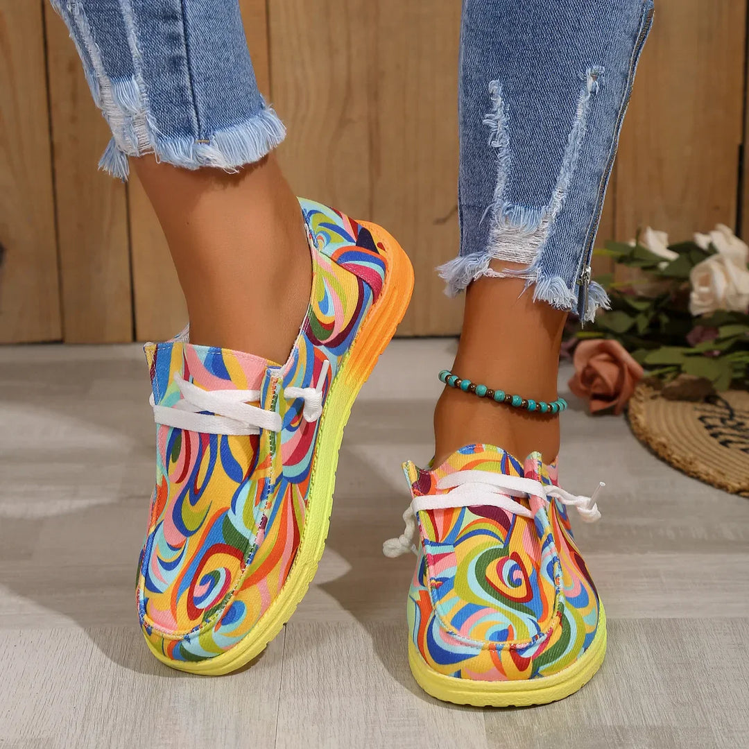 Női vászon sneaker etno szivárvány mintával | Könnyű és légáteresztő | Kényelmes bélés, jó tartás, ideális kültérre és mindennapokra