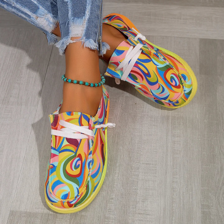 Női vászon sneaker etno szivárvány mintával | Könnyű és légáteresztő | Kényelmes bélés, jó tartás, ideális kültérre és mindennapokra