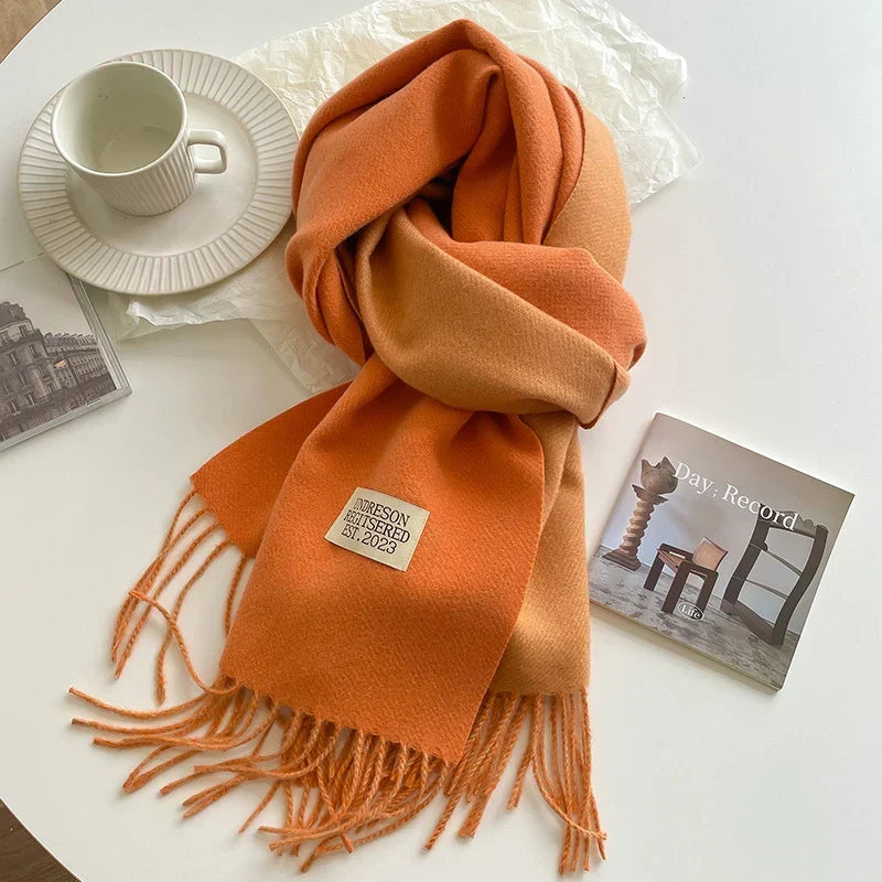 Damen Pashmina Schal mit Fransen | Weicher langer Wickelschal mit glatter Oberfläche und vielseitiger Trageform für Herbst und Winte