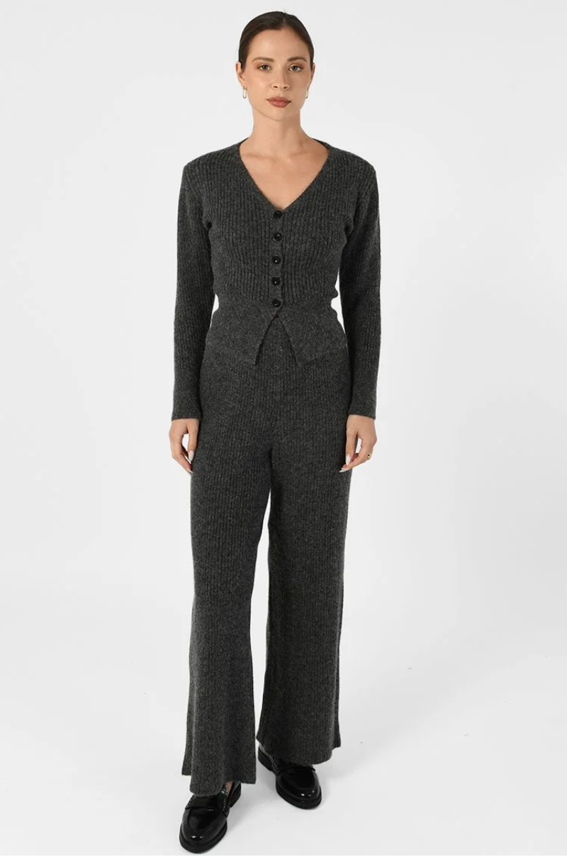 Damen Strick-Zweiteiler gerippt | Strickjacke mit weiter Strickhose | Elegantes Lounge-Set