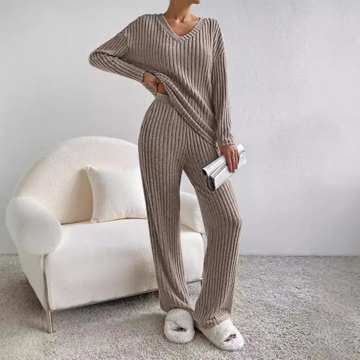 Daphne | Stilvolles geripptes Design Zweiteiliges Set für Damen