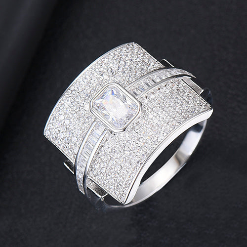 Damen Ring mit Cubic Zirkonia | Eleganter Stapelring im Luxus-Design | Funkelnder Statement- &amp; Verlobungsring